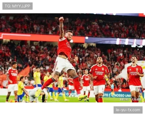 穆里尼奥运筹帷幄掌控比赛节奏，战术大师引领球队实力跃升