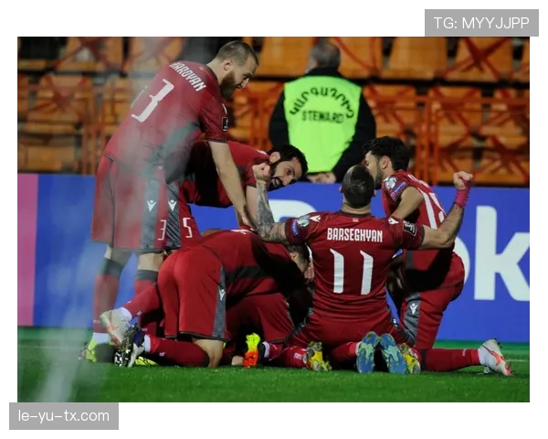 伊萨克持续提升，国家队表现稳健上演精彩逆转