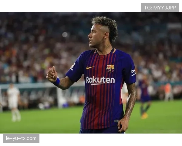 内马尔与历史顶级边锋对比:是否已跻身历史级行列 内马尔与历史顶级边锋对比:是否已跻身历史级行列