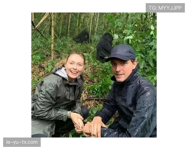 莎拉波娃度假照里那只手表值我两年工资，我瞬间怀疑人生